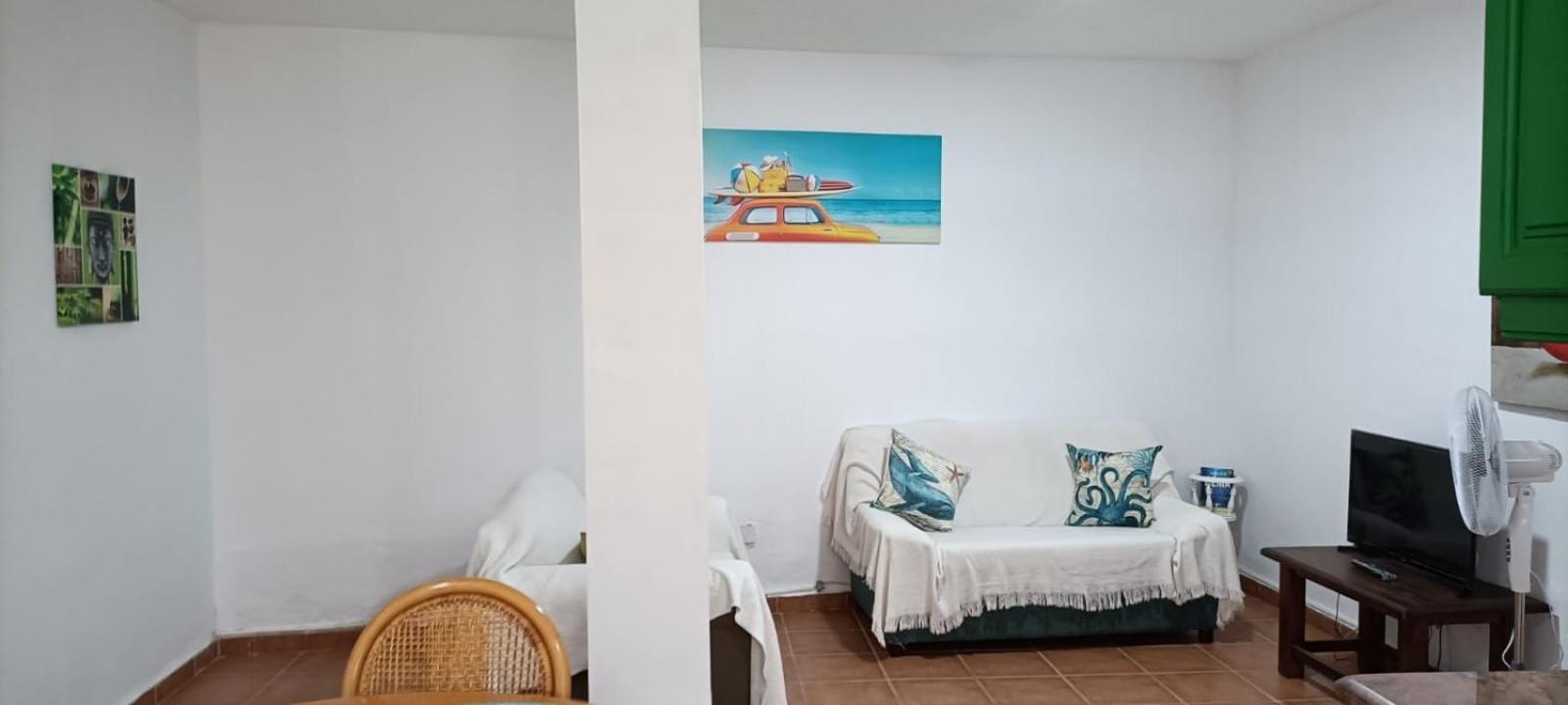 Habitacion Matrimonial En Un Bajo Bano Compartido Areas Compartidas Abades  Exterior foto