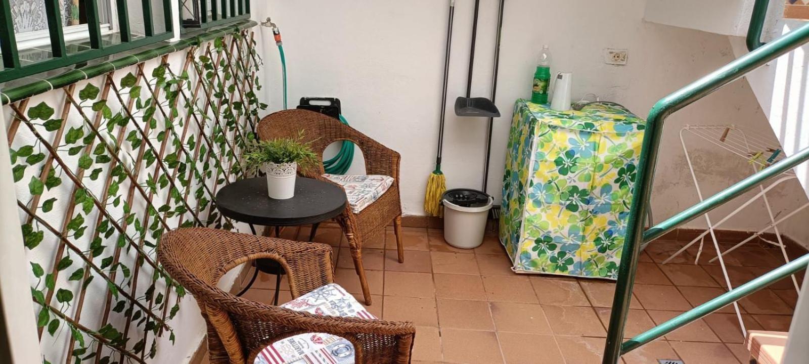 Habitacion Matrimonial En Un Bajo Bano Compartido Areas Compartidas Abades  Exterior foto